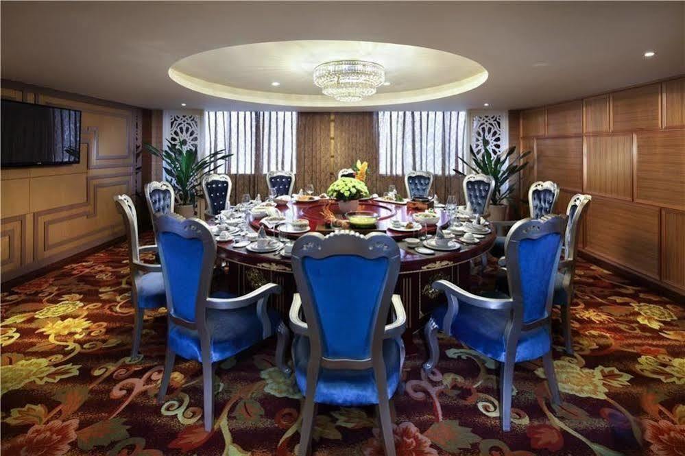 Central Asian Hotel Chengdu Eksteriør bilde